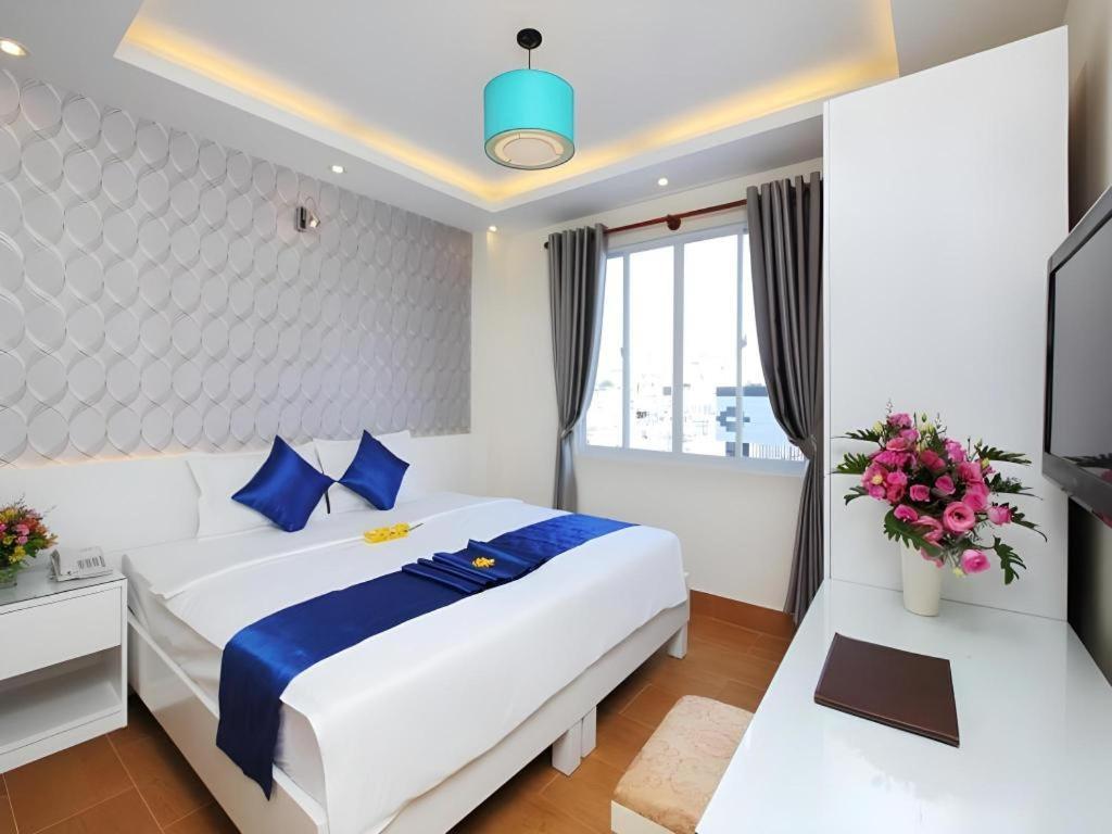 Blue River Hotel Ho Chi Minh City Exterior photo